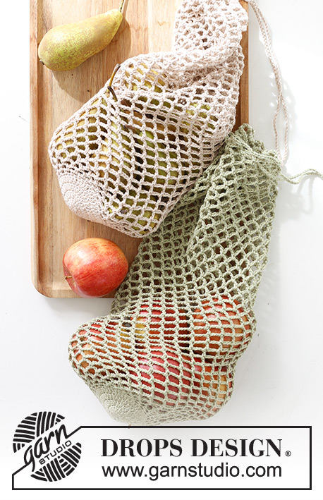 Seasonal Fruit / DROPS 234-77 - DROPS Safran-langasta virkattu iso verkkopussi hedelmille ja vihanneksille. Työssä on pitsikuvioita. Teema: Joulu.