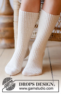 Free patterns - Women's Socks & Slippers / DROPS 238-26
