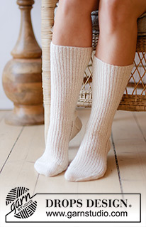 Free patterns - Women's Socks & Slippers / DROPS 238-26