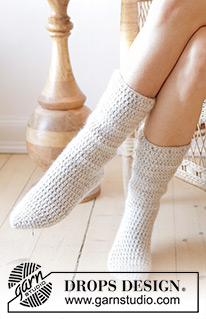 Free patterns - Women's Socks & Slippers / DROPS 238-38