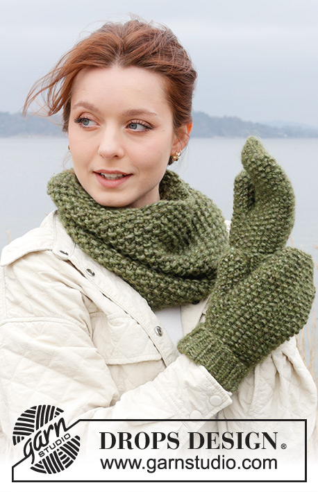 Warm Hug Neck Warmer / DROPS 242-54 - Knitted neck warmer in 1 strand DROPS Wish or 2 strands DROPS Air. The piece is worked in the round with moss stitch.