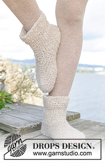 Free patterns - Women's Socks & Slippers / DROPS 244-41