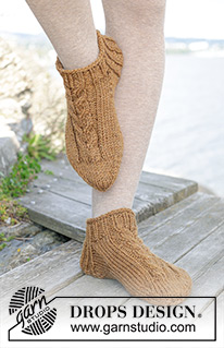 Free patterns - Women's Socks & Slippers / DROPS 244-42