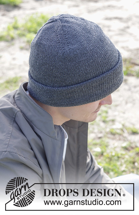 Blank Slate Hat / DROPS 246-27 - Strikket vendbar hue til herre i DROPS Baby Merino. Arbejdet strikkes i glatstrik. Størrelse M- XL