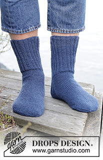 Free patterns - Men's Socks & Slippers / DROPS 246-35