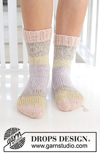 Free patterns - Women's Socks & Slippers / DROPS 247-17