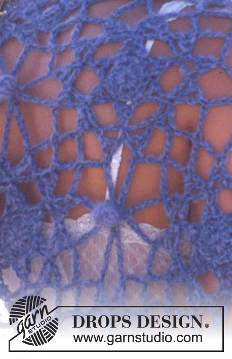 Cosmos / DROPS 94-7 - DROPS Crochet shawl in Alpaca and Vivaldi or Alpaca and Brushed Alpaca Silk.