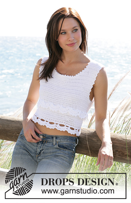 Country Charm / DROPS 99-15 - DROPS crochet top with mussel shaped border in Muskat.