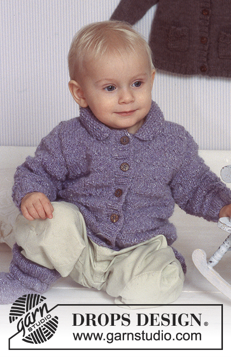 Cosy Lavender / DROPS Baby 11-13 - Dziecięcy rozpinany sweter na drutach i kapcie na drutach z włóczki DROPS Karisma