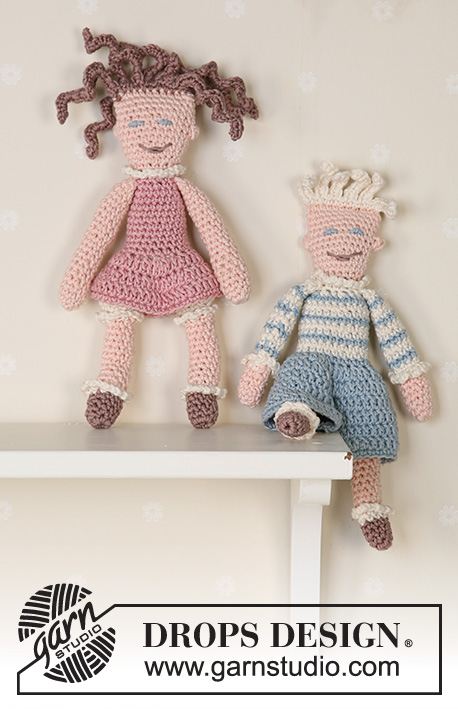 Peter / DROPS Baby 13-33 - Bonecos em croché Petra e Pernille em DROPS Muskat