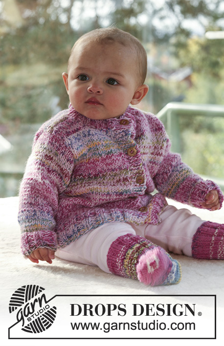 To the Fair Jacket / DROPS Baby 16-19 - Conjunto de casaco e meias tricotado em DROPS Fabel e DROPS Alpaca para bebés e crianças