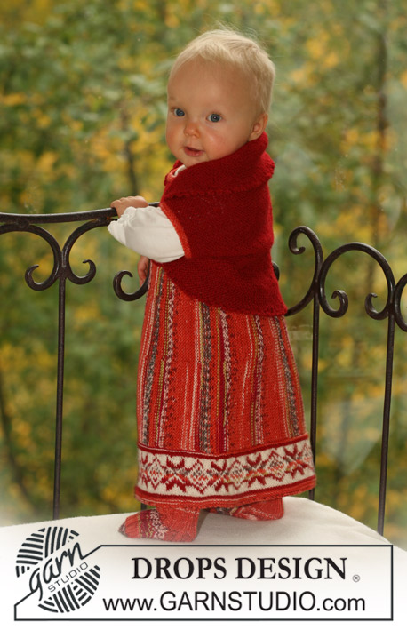Petite Heidi / DROPS Baby 16-25 - Klänning med nordiskt mönster och förkortade varv, bolero och sockor till baby och barn, stickat i DROPS Fabel och Alpaca. 