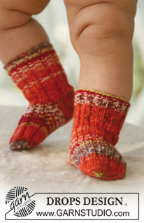 Tiny Toes / DROPS Baby 16-26 - Socks for baby and children, knitted in DROPS Fabel