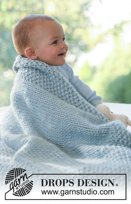 Sea Water / DROPS Baby 16-9 - Knitted baby blanket in DROPS Snow or DROPS Wish