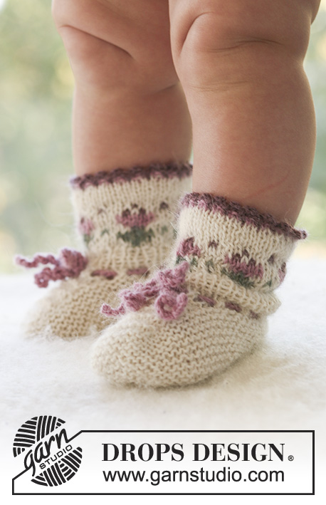 Easter Finest Socks / DROPS Baby 17-20 - Strikkede sokker med blomsterbord til baby og barn i DROPS Alpaca