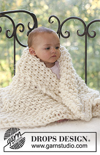 Seashell Fairy / DROPS Baby 18-15 - Knitted baby blanket in moss st in DROPS Polaris