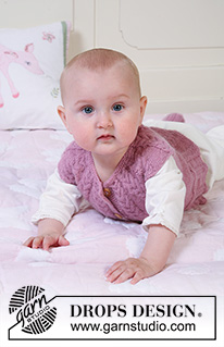 Sweet Greta / DROPS Baby 19-18 - Komplet na drutach: dziecięcy rozpinany sweter z reglanowymi podkrojami rękawów, z warkoczami i krótkim rękawem oraz dopasowane kapcie, z włóczki DROPS Alpaca