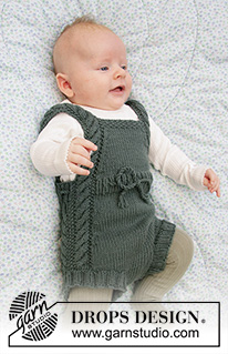 Ready to Play Romper / DROPS Baby 33-21 - Knitted play suit for baby with cables and moss stitch in DROPS Merino Extra Fine. Size 1 - 24 months.
