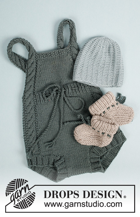 Ready to Play Romper / DROPS Baby 33-21 - Knitted play suit for baby with cables and moss stitch in DROPS Merino Extra Fine. Size 1 - 24 months.