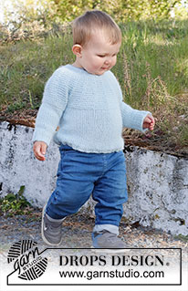 Around the Corner / DROPS Baby & Children 38-5 - Gestrickter Pullover für Babys und Kinder in DROPS Air. Die Arbeit wird mit Rundpasse von oben nach unten mit Krausrippen gestrickt. Größe 12 Monate – 10 Jahre.