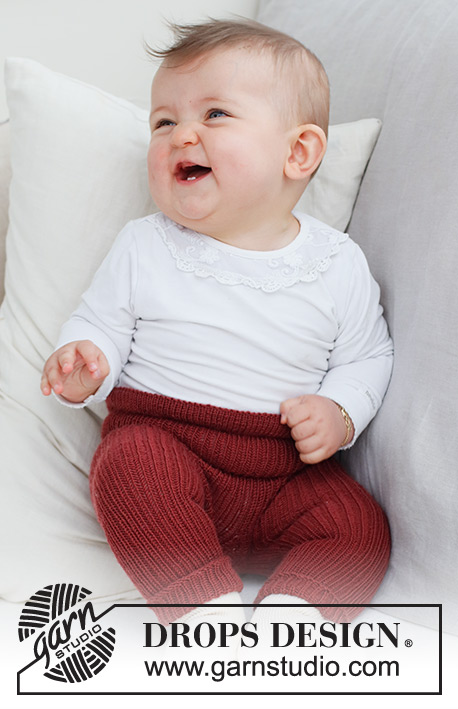 Cutipie Pants / DROPS Baby 42-16 - Gebreide broek voor baby’s en kinderen in DROPS BabyMerino. Het werk wordt van boven naar beneden gebreid met randen in boordsteek en elastische taille. Maten 0 tot 4 jaar.