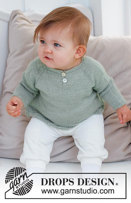 Little Pea / DROPS Baby 42-8 - Strikket bluse til baby og børn i DROPS Safran. Arbejdet strikkes oppefra og ned med raglan og bølgemønster. Størrelse 0 - 6 år.