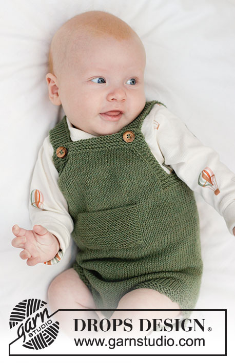 Little Fern Romper / DROPS Baby 45-10 - Fofo tricotado para bebé em DROPS BabyMerino. Tricota-se de cima para baixo, em ponto meia e ponto jarreteira. Tamanhos: 0 - 4 anos