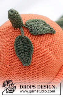 Sweet Tangerine Hat / DROPS Baby 45-11 - Gehaakte oranje/mandarijn muts voor baby’s in DROPS BabyMerino. Het werk wordt van boven naar beneden gehaakt, met steel en blaadjes. Maat 0 - 4 jaar