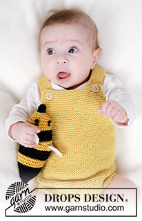 Bumblebee Romper / DROPS Baby 45-3 - Tutina per neonati lavorato ai ferri in DROPS BabyMerino. Lavorato dall’alto in basso a maglia legaccio. Taglie: 0 - 4 anni.
