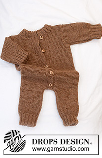 Winter Ready / DROPS Baby 45-9 - Mono de punto para bebés y niños en DROPS Lima. La pieza está tejida de abajo hacia arriba con punto musgo. Tallas 0 – 4 años.