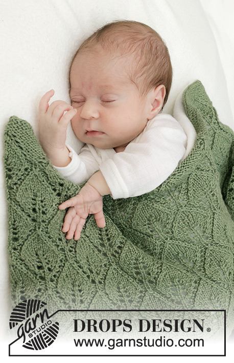 Endless Evergreen Blanket / DROPS Baby 46-13 - Strikket babytæppe i DROPS BabyMerino. Arbejdet strikkes frem og tilbage med hulmønster.