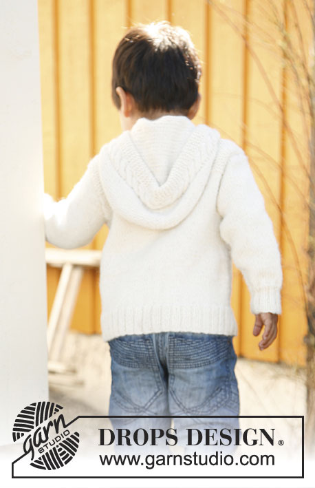 Snips and Snails / DROPS Children 22-21 - Knitted DROPS jacket with cables, hood and pockets in ”Karisma”. Size 3 - 12 years.