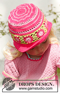 Sweet berries hat / DROPS Children 23-48 - Chapéu em croché em DROPS Safran. Tamanhos 3 - 12 anos.