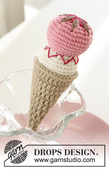 Double Scoop! / DROPS Children 24-3 - Ice cream cone crocheted in DROPS Paris with topping in DROPS Cotton Viscose