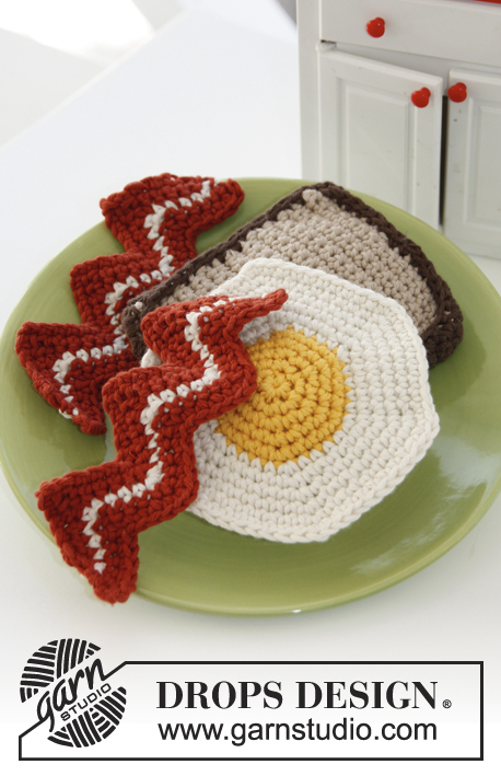 Ham & Eggs / DROPS Children 24-43 - Crochet breakfast with bread, bacon and eggs, crocheted in DROPS Paris