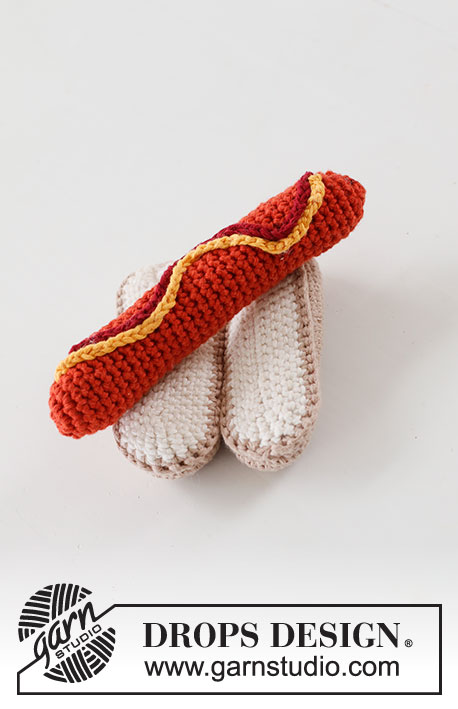 Frank n Fries / DROPS Children 24-48 - Crochet hot dog and bun with fries in DROPS Paris