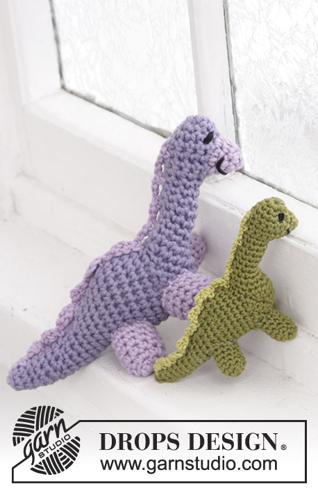Dino / DROPS Children 24-7 - Dinosaure crocheté en DROPS Safran ou DROPS Paris