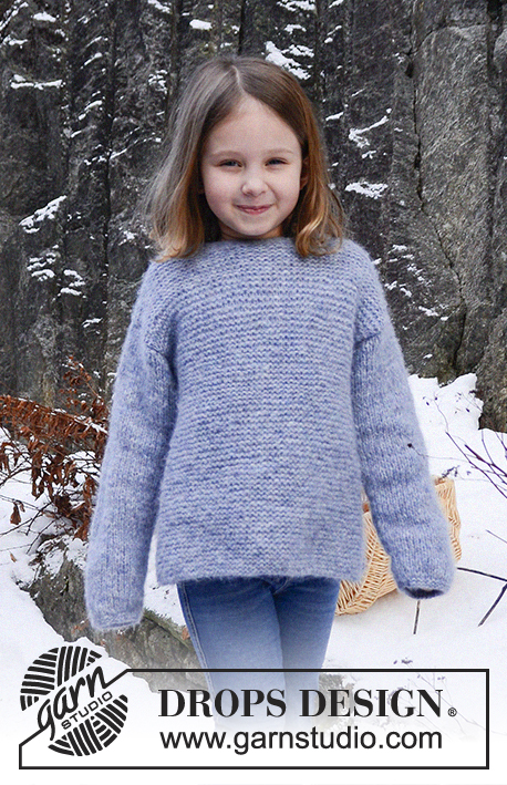 Modest Michael / DROPS Children 26-11 - Dětský základní jednoduchý pulovr s kulatým výstřihem pletený vroubkovým vzorem z příze DROPS Air Velikost: 12 měsíců – 10 let.