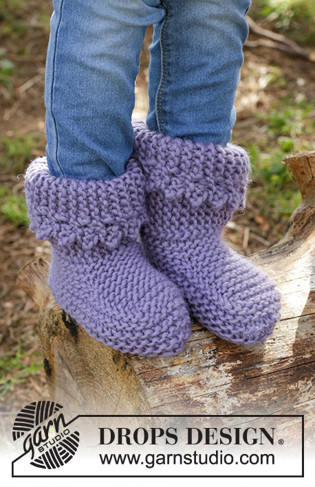 Plum Crumble / DROPS Children 27-16 - Knitted children slippers in garter st with picot edge in DROPS Snow. Size 20-34