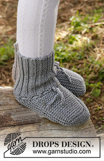 Free patterns - Baby Socks & Booties / DROPS Children 27-22
