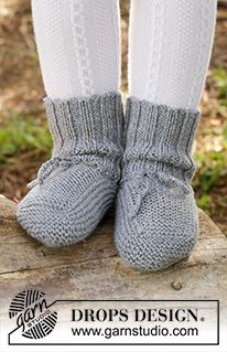 Free patterns - Baby Socks & Booties / DROPS Children 27-22