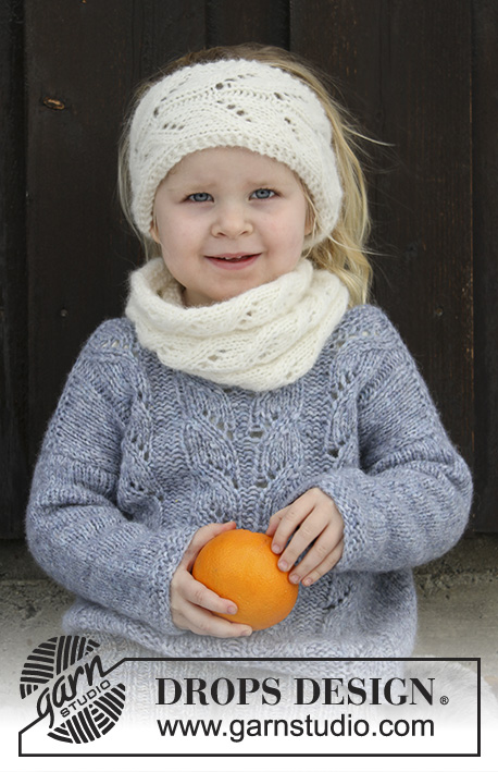 Eirlys / DROPS Children 30-19 - Set consists of: Knitted head band and neck warmer with lace pattern for kids. Size 2 - 12 years Set is knitted in DROPS Air.