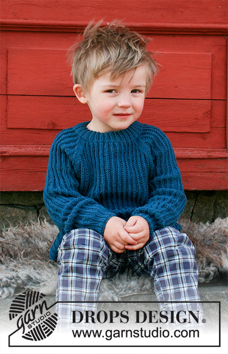 Perkins / DROPS Children 30-9 - Pulôver para criança tricotado em falso canelado inglês com raglan. Tricota-se em DROPS BabyMerino ou DROPS Safran. Tamanhos: 2 - 12 anos