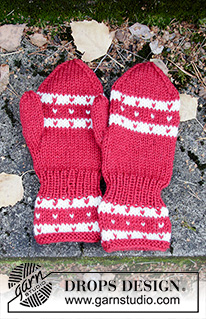 Candy Cane Lane Mittens / DROPS Children 34-36 - Dziecięce rękawiczki na drutach z żakardem norweskim, z włóczki DROPS Karisma. Od 1 do 12 lat