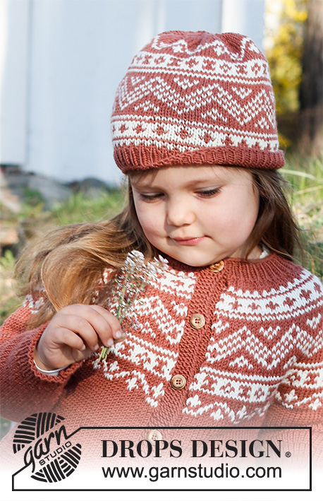 Lillesand Hat / DROPS Children 37-7 - Strikket lue til barn i DROPS Merino Extra Fine. Arbeidet strikkes med nordisk mønster. Størrelse 2 – 12 år.