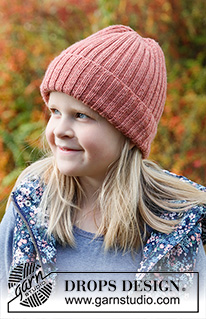 Peach Explorer / DROPS Children 40-29 - Dětská čepice pletená pružným vzorem z příze DROPS BabyMerino. Velikost 2-14 let.