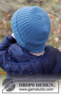 Blue Ridge / DROPS Children 40-31 - Gorro para criança tricotado em canelado, em DROPS Alpaca. Tamanhos: 2 - 14 anos.