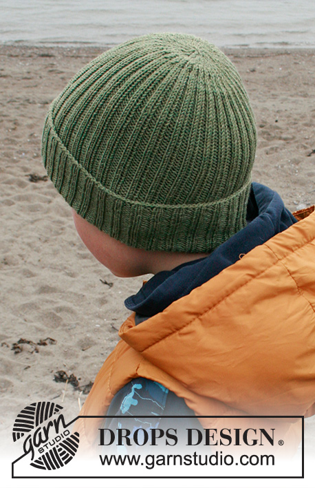 Winter Fun / DROPS Children 41-27 - Strikket hue til børn i DROPS BabyMerino. Arbejdet strikkes i rib med opsmøg. Størrelse 2 til 12 år.