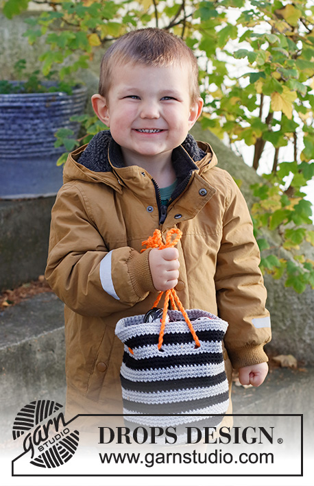 Spooky Stripes Bag / DROPS Children 44-12 - Crocheted sweet-bag/bag in DROPS Paris. The piece is worked in the round with stripes. Theme: Halloween.
