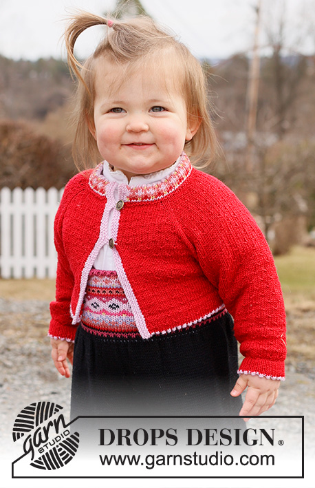 Hipp Hipp Hurra Jacket / DROPS Children 44-2 - Dětský a baby krátký raglánový kabátek s norským vzorem pletený shora dolů z příze DROPS Baby Merino. Velikost 6 měsíců – 6 let.
